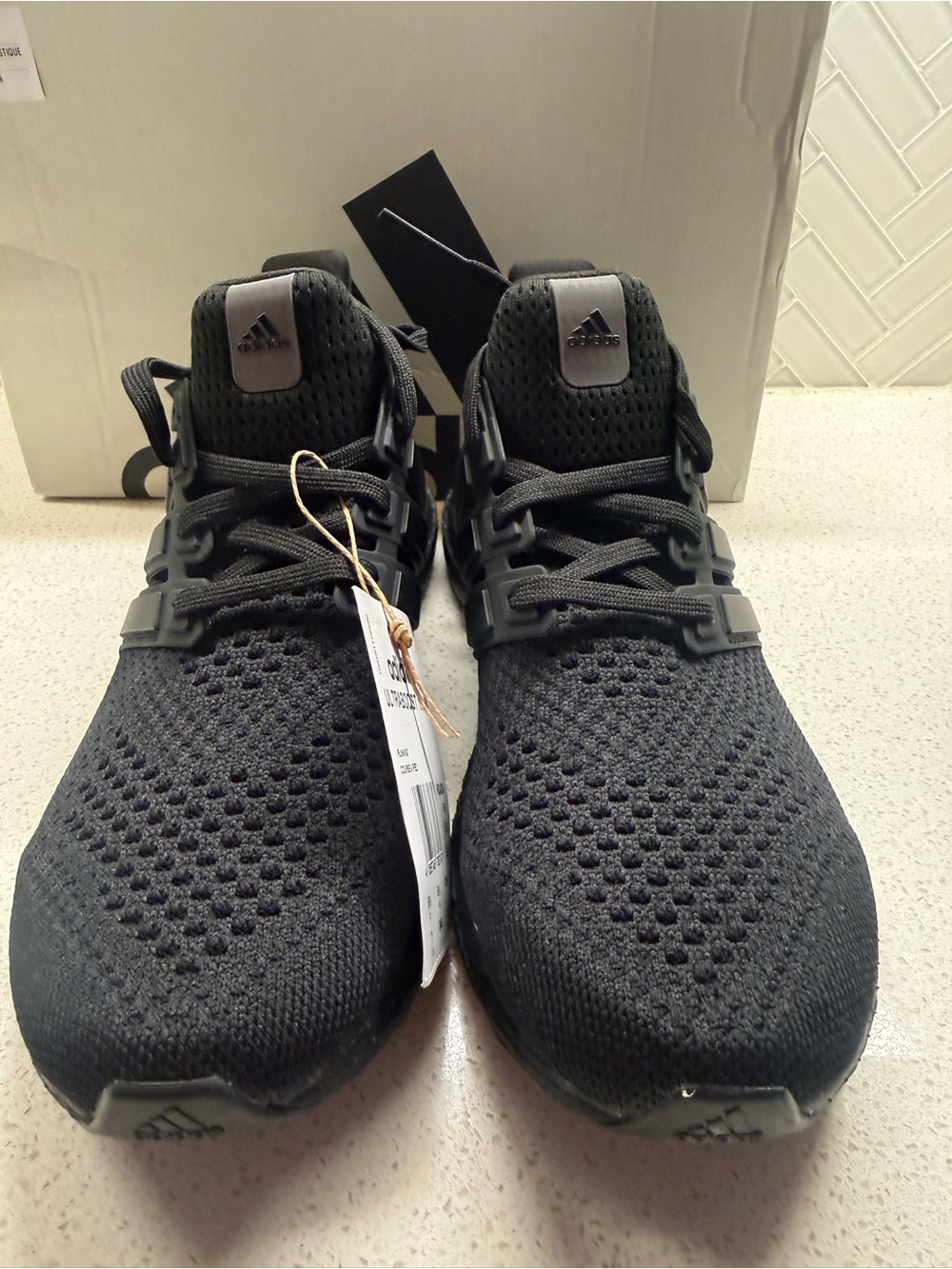 W -7 Adidas Ultra Boost Men's Running Shoes - Black - Picture 10 of 11